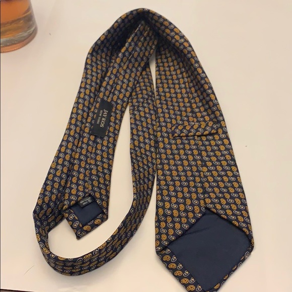 Jay Kos Tie - Picture 2 of 2